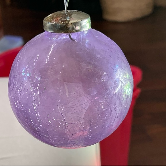 COPY - Vintage Crackled Glass Ornament - Picture 7 of 8